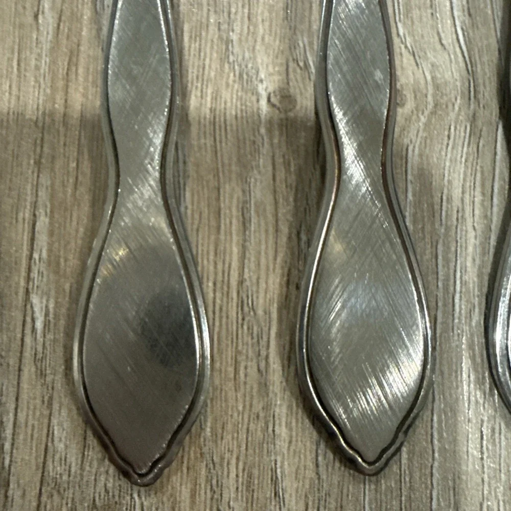 Oneida TWILIGHT 1881 Rogers Stainless Flatware Set of 7 Salad Forks 6 1/4